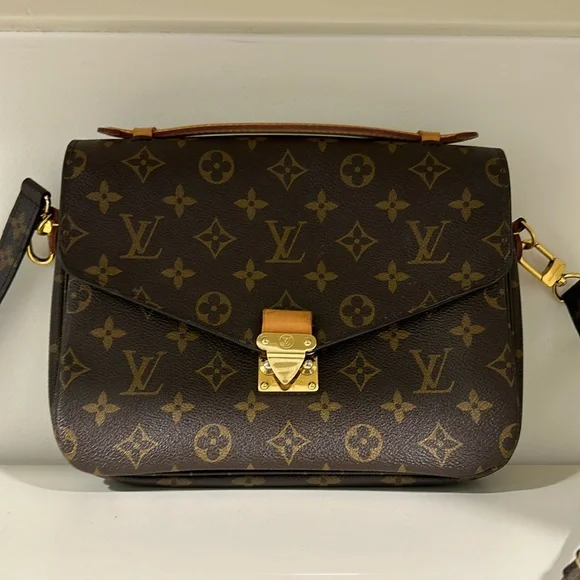 Louis Vuitton pochette metis - Picture 1 of 5